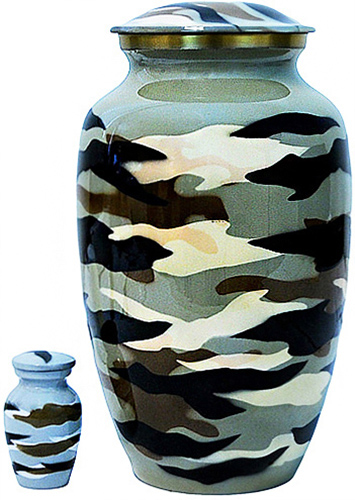 320-A - Brass UrnVelvet Box plus1 KeepsakeCamo