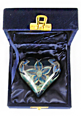 000-D - Heart Keepsake Example Velvet Box